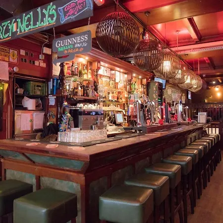 Auberge de jeunesse Durty Nelly's *