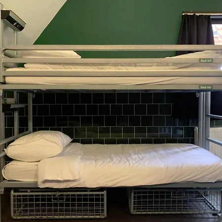 Auberge de jeunesse Durty Nelly's *