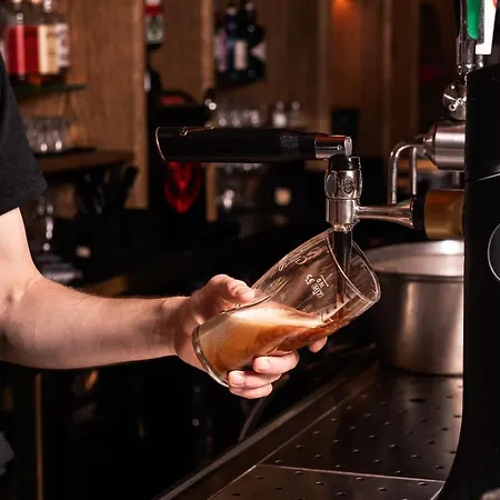 Auberge de jeunesse Durty Nelly's *