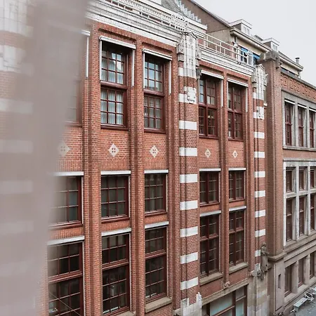 Durty Nelly's ホステル