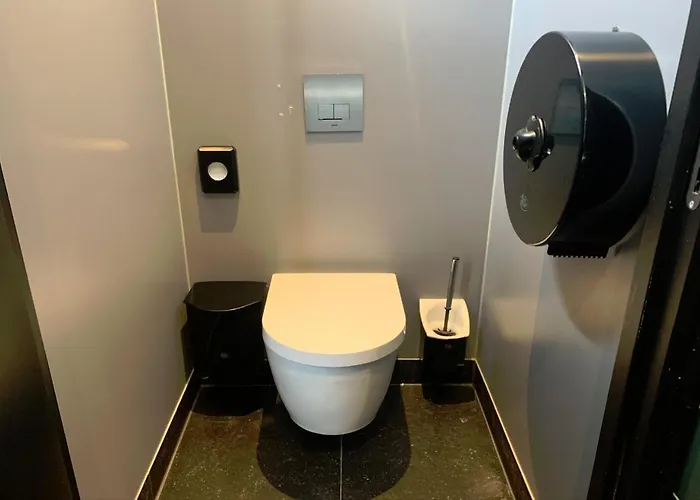 Hostel Durty Nelly's *