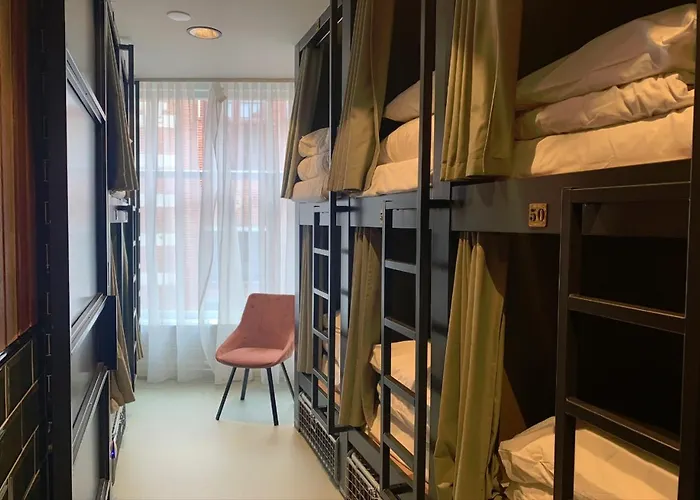 Hostel Durty Nelly's *