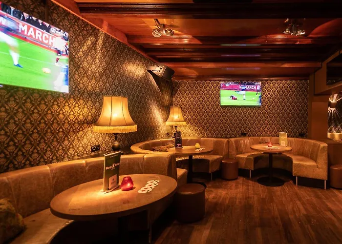 Hostel Durty Nelly's *