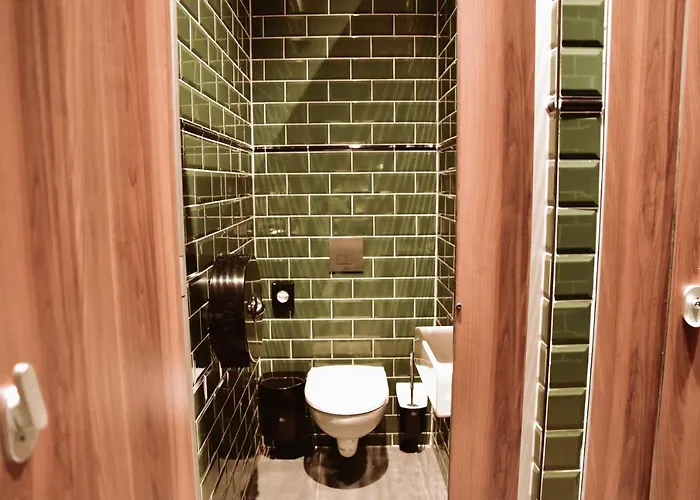 Hostel Durty Nelly's