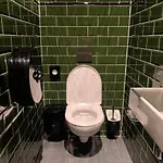 Vandrarhem Durty Nelly's *